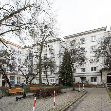 Parrot Dream Center * Warszawa